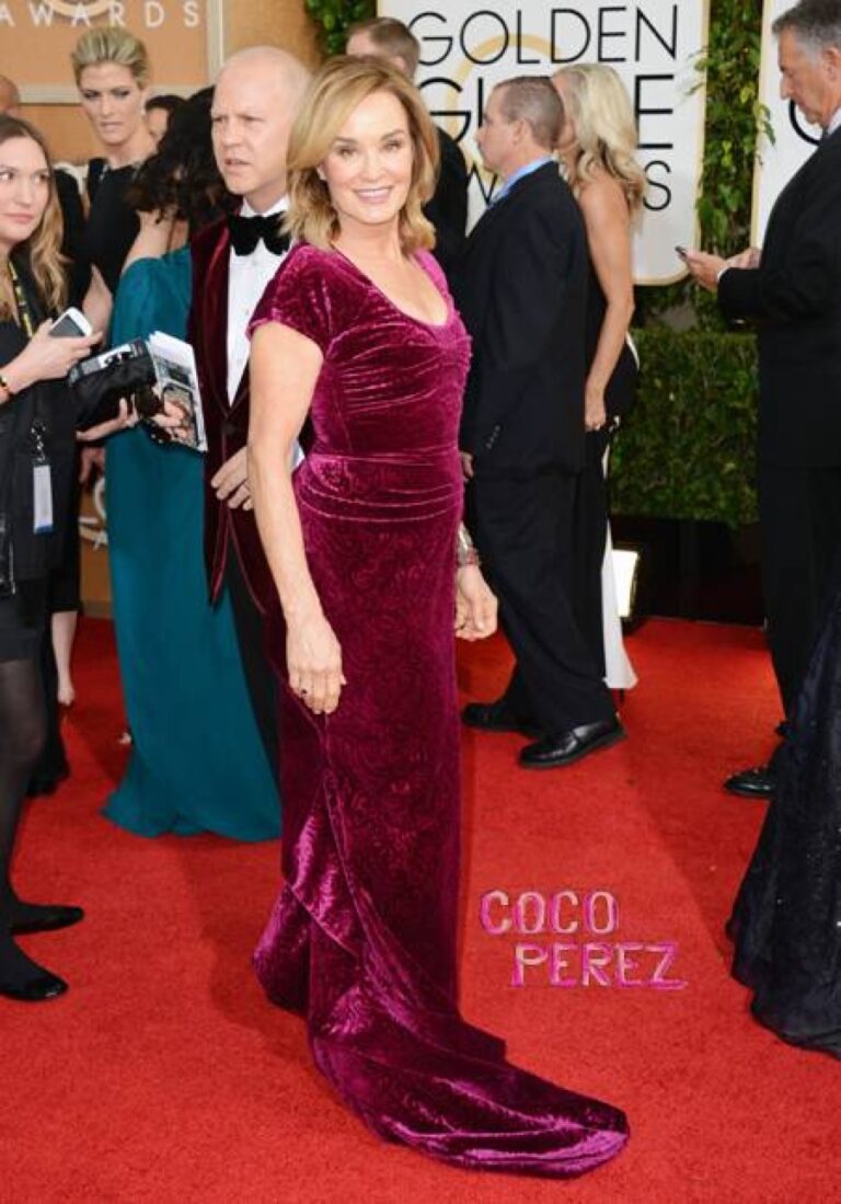 golden globes 2014 jessica lange red carpet oPt Ancora sui Golden Globes. Ecco le meglio e peggio vestite del red carpet a Los Angeles, nell’edizione del trionfo di Paolo Sorrentino