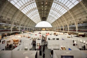 Prime immagini da Art 14 a Londra. Quasi duecento gallerie da tutto il mondo, otto dall’Italia, ricco programma collaterale per una fiera che lancia la sfida a Frieze