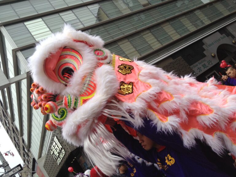 Lunar Parade Chinatown. New York foto Diana Di Nuzzo 25 Tutte le foto del capodanno cinese a New York. Lunar Parade, un tripudio di forme e colori a Chinatown, che impazzisce per l’anno del cavallo