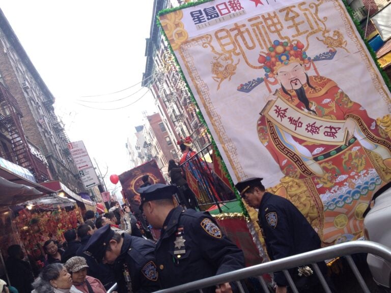 Lunar Parade Chinatown. New York foto Diana Di Nuzzo 29 Tutte le foto del capodanno cinese a New York. Lunar Parade, un tripudio di forme e colori a Chinatown, che impazzisce per l’anno del cavallo