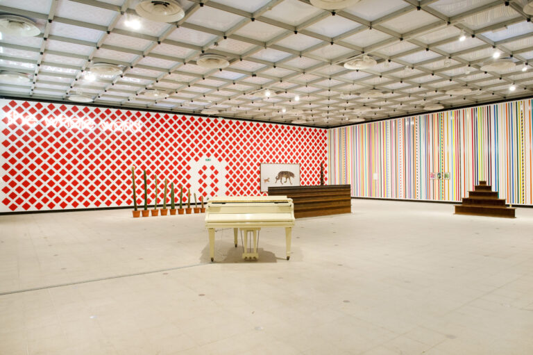 Martin Creed Whats the point of it Hayward Gallery 2014 Installation view photo Linda Nylind 2 Martin Creed? L’arte è divertente!