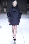 Simone Rocha FW 14 15 Look 14 Da museo a passerella. Il fashion show della Turbine Hall