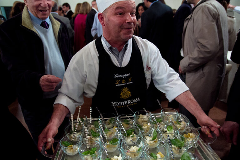 Alcune delle ricette preparate Una festa fra design e cucina. A Milano architetti e progettisti diventano cuochi per festeggiare i trent’anni della mitica gastronomia Zoppi & Gallotti: ecco le immagini della serata