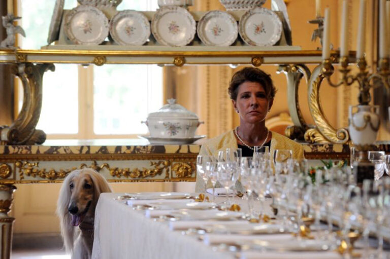 I luoghi de La Grande Bellezza Palazzo Sacchetti Pronto da scaricare l'instant e-book per passeggiare nella Roma de La Grande Bellezza di Paolo Sorrentino. Tra palazzi, terrazze e giardini con la guida di Costantino D'Orazio