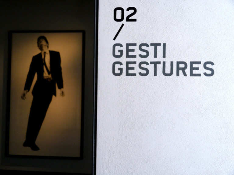 P1250311 L’arte in cassaforte. UBS a Milano