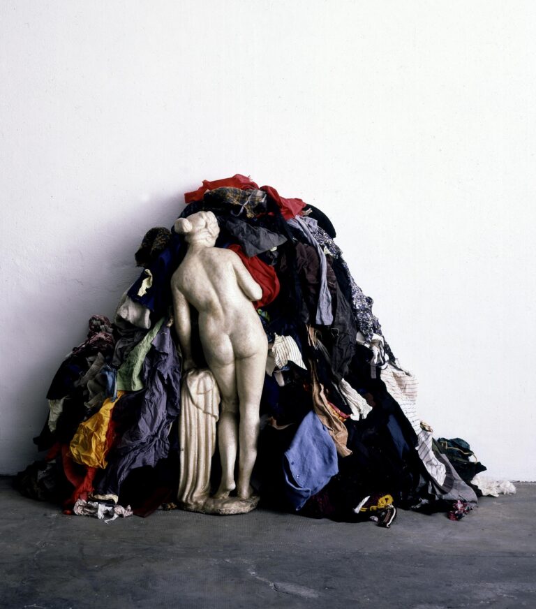 Pistoletto Venere degli stracci 1967 Intramontabile classicità. Alla Gamec di Bergamo