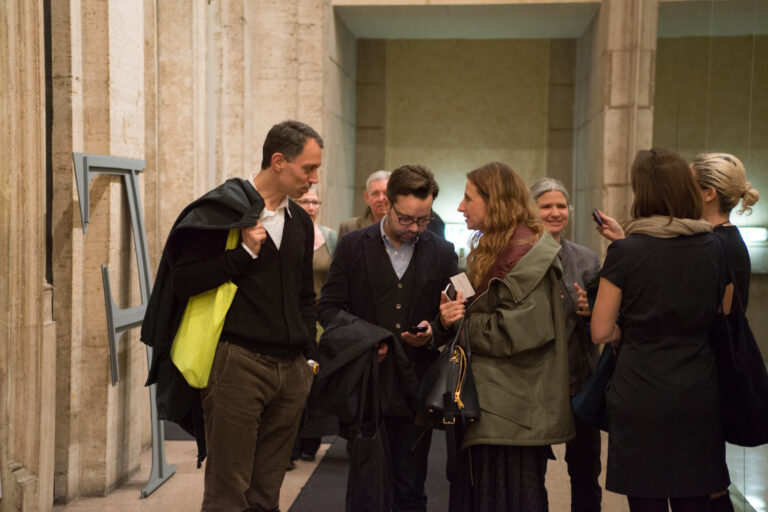 Shannon Ebner opening Auto Body Collision Fondazione Memmo Arte Contemporanea foto Adolfo Trinca 21 Il palazzo degli americani a Roma. dopo Sara VanDerBeek e Sterling Ruby, alla Fondazione Memmo-Arte Contemporanea arriva la personale di Shannon Ebner: ecco chiccera all’opening