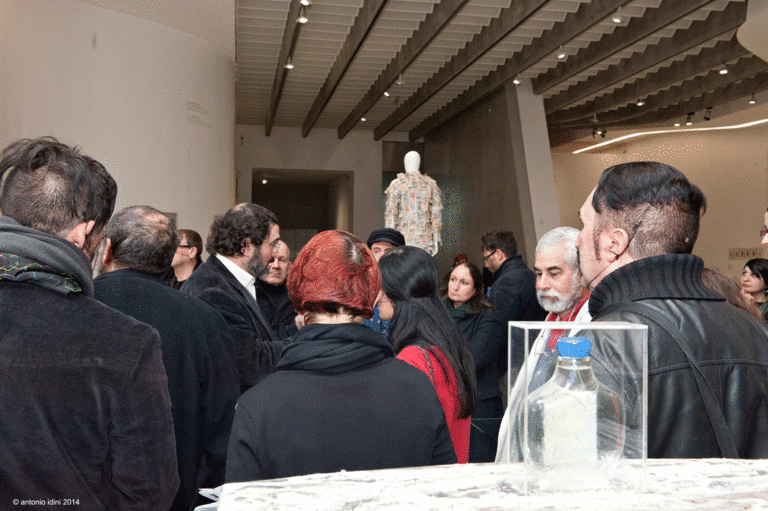 visita Stigmata di Jan Fabre Gia ni Piacentini 2 Jan Fabre e la performance, la performance e Jan Fabre. Al Maxxi l’elaborato workshop condotto da Gianni Piacentini: ecco tutte le immagini