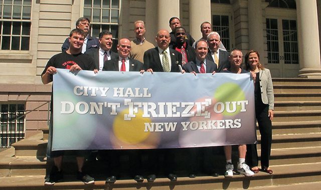 Frieze New York si arrende al pressing dei sindacati. Dopo due anni di battaglie la spuntano i lavoratori locali: incarichi secondo direttive sindacali