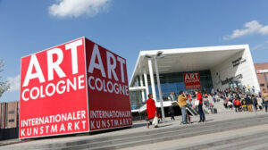Cinque gallerie italiane in trasferta tedesca per la fiera Art Cologne. Che all’edizione numero 48 anticipa le date e stringe l’alleanza con la fiera collaterale NADA