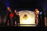 Gala Luna al Museo 2 04 14 Frammento lunare©GiugnaRicci Milano conquista la luna. Il Museo Nazionale della Scienza e della Tecnologia espone un frammento di roccia lunare, proveniente dall’Apollo 17. Cene di gala e crowdfunding per trovare le risorse