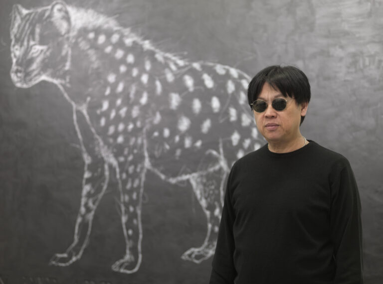 H.H.Lim Ritratto con Iena in nero 2013 cm. 215x315 0080 H. H. Lim e le iene. Prima personale a Milano per l’artista malese