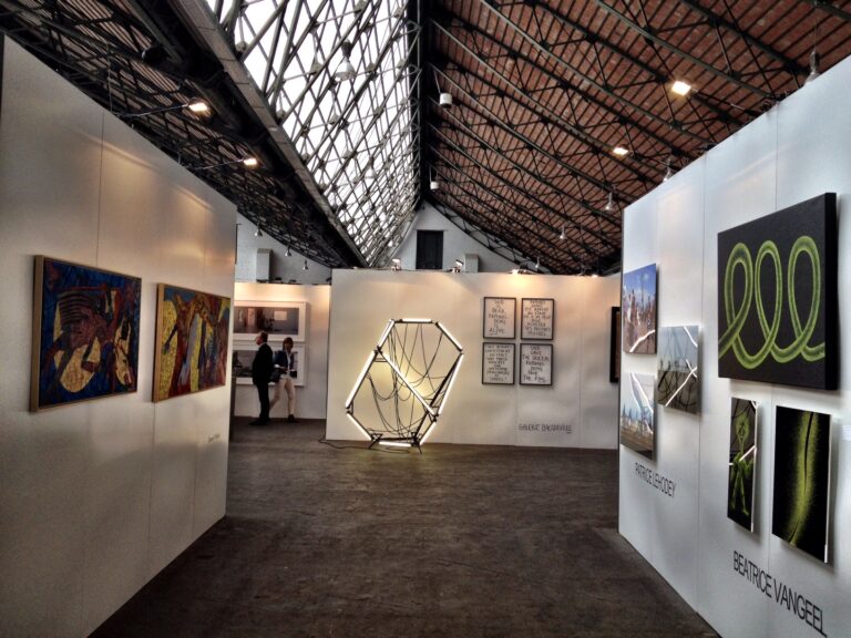 Off Art Fair 2014 Bruxelles 16 Bruxelles Updates: approfitta della scomparsa di Slick e cresce la fiera collaterale OFF. Riflessioni e foto dal Tour&Taxis