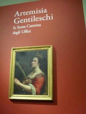 Processo ad Artemisia Gentileschi, colpevole di essere donna e artista. Ma assolta: una giuria popolare e una corte si riuniscono a Palazzo Madama di Torino. Foto e video della serata