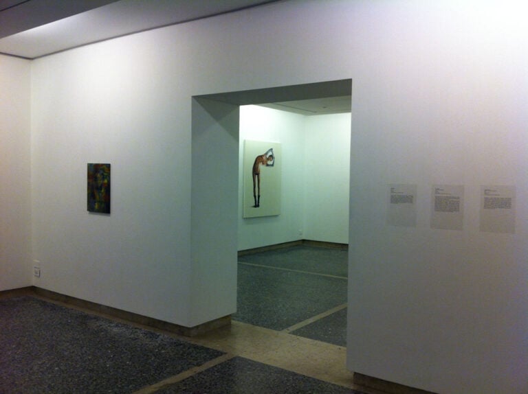 Vista della mostra 2 Diciannove visioni pittoriche per Andrea Bruciati