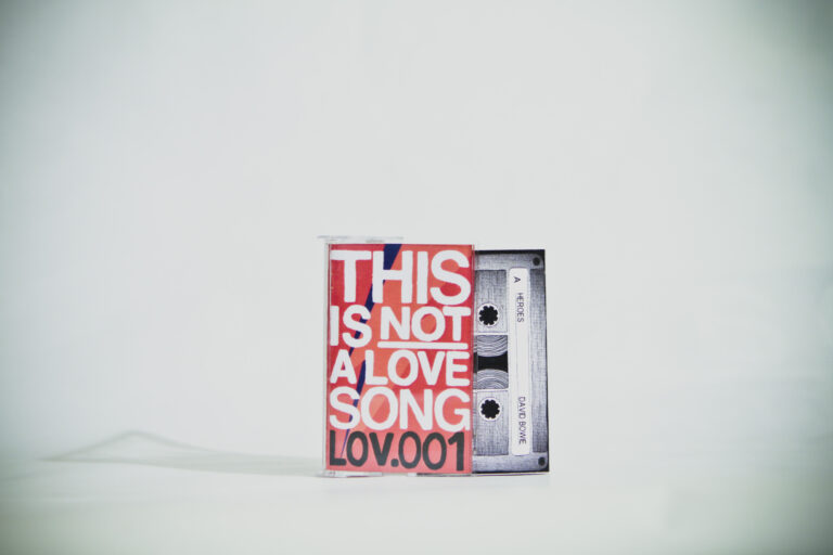 tinals foto 7 Pop di nicchia su tape di carta. L’esperimento This Is Not A Love Song