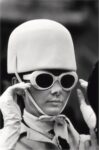 09 20x16 Hepburn glasses hat Icone pop Sixties & Seventies. Terry O'Neill a Roma