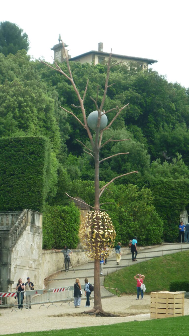 310 Giuseppe Penone, protagonista dell’estate fiorentina. Dopo Versailles, il Giardino di Boboli e il Forte Belvedere. Un grande progetto, tra natura, scultura, architettura