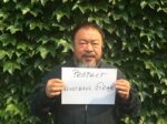 Ai Weiwei con il messaggio pro Kunsthaus Pace fatta tra il sindaco di Graz e il direttore artistico della utopica Kunsthaus cittadina? Non proprio, solo un equilibrio molto precario in attesa di risultati. Concreti!