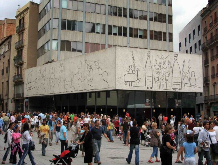 COAC Escola Arquitectes Barcelona Picasso 2006 09 24 Arte e dittatura in Spagna. Tra memoria storica imposta e fantasmi nel frigorifero