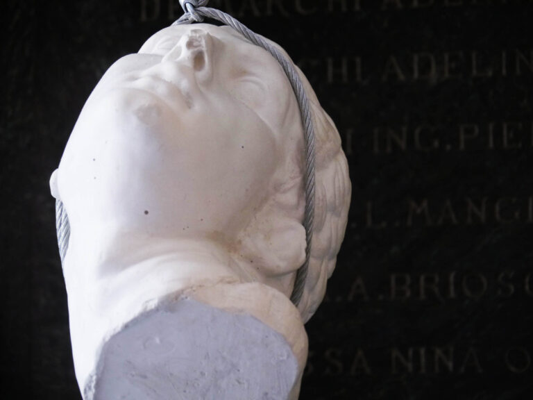 P1260686 Svelata la scultura che Jannis Kounellis dona al Policlinico di Milano: dalla vendita dei suoi multipli 90mila euro per la ricerca scientifica