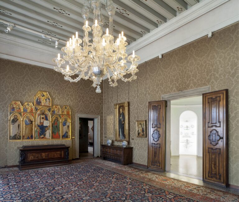 Palazzo Cini a San Vio Venezia foto Matteo De Fina Apre al pubblico a Venezia Palazzo Cini a San Vio. Un pied-à-terre culturale ed espositivo a Dorsoduro per la fondazione con sede sull'Isola di San Giorgio: ecco le prime immagini