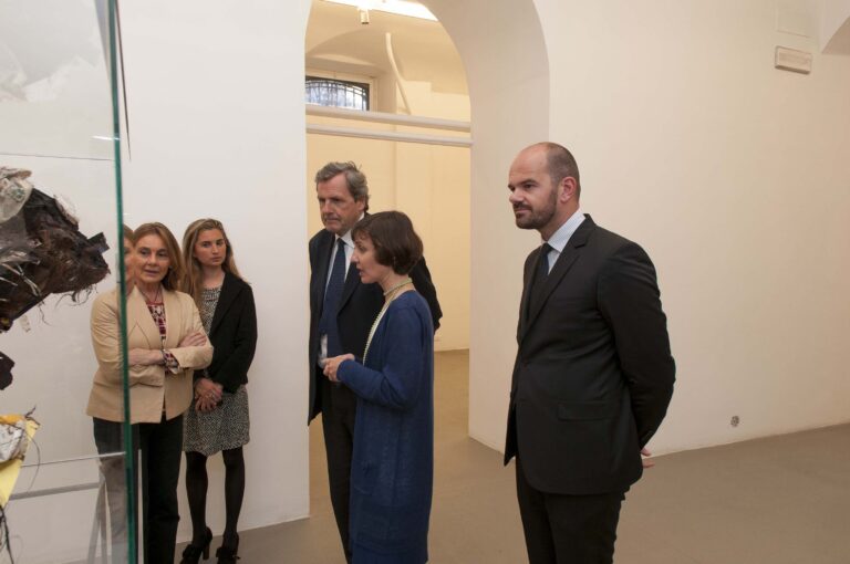 The Promise of Melancholy and Ecology The Registry of Promise Fondazione Giuliani Roma Opening Fra melancolia ed ecologia. Alla Fondazione Giuliani di Roma il primo step di Piano, la piattaforma curaturiale italo-francese: ecco le immagini dall’opening