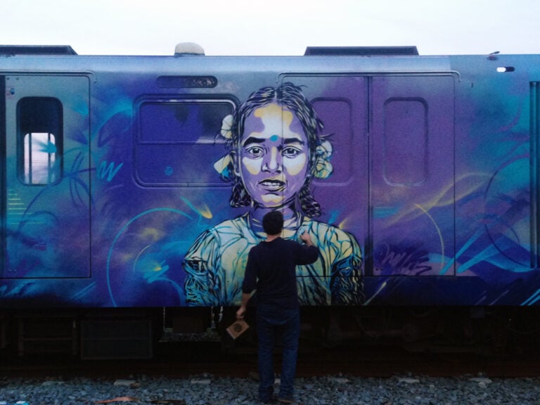 c215 treno Roma caput Street Art. Immagini degli interventi nella stazione della Metro Spagna nell'ambito del gemellaggio Italia-Francia: e del biglietto d'artista che potete aggiudicarvi...