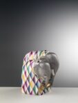 6. Elefantino ferma libro con rametto fiorito 600x800 La lunga estate del Museo Marino Marini