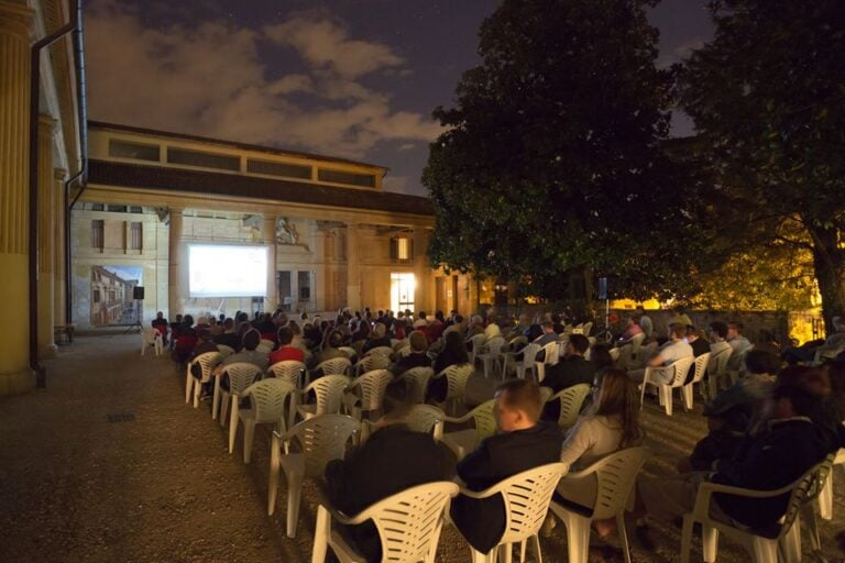 Iniziando la seconda serata del Festival Alto Vicentino Mark Gill, dalla Notte degli Oscar alla soirée del Festival Alto Vicentino: vincitore del premio per il miglior corto. Incoronata anche l’italiana Lorenza Indovina