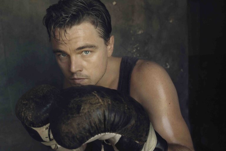 Mark Seliger Leonardo DiCaprioLos Angeles CA 2008 courtesy Christies Sky Arte Updates: le star di Hollywood secondo Terry O’Neill, Bert Stern, Yul Brynner. Asta online da Christie’s per settanta foto-ritratti d’autore