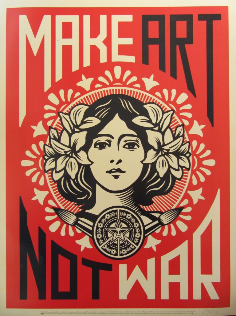 shepard fairey peace girl prints and multiples serigraph screenprint zoom Shepard Fairey, un gigante della street art. Lo short film di Brett Novak 