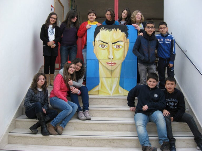 un gruppo laboratorio con i ragazzi della II B della scuola media di Bivona Lucignolo, la Transavanguardia e i ragazzi di Alfonso Leto. La pittura come educazione