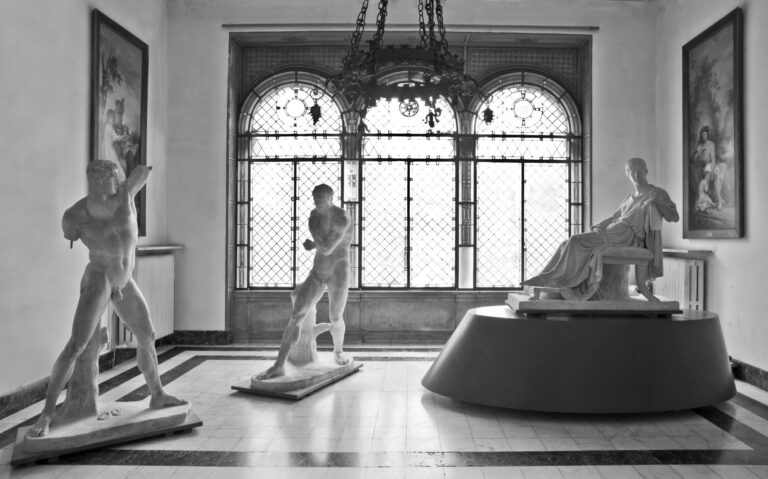 01 Mostra Accademia FOTO1pugili b n Marble Weeks 2014, da Michelangelo a Fabio Mauri. Il tour a Carrara e le interviste