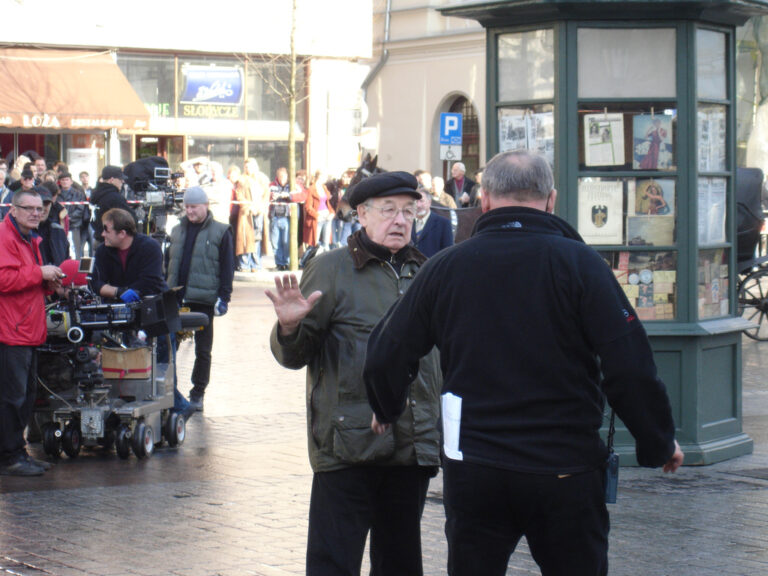 Andrzej Wajda sul set di Post Mortem 2007 foto Wikipedia La Nouvelle Vague polacca e il “cinema ritrovato”