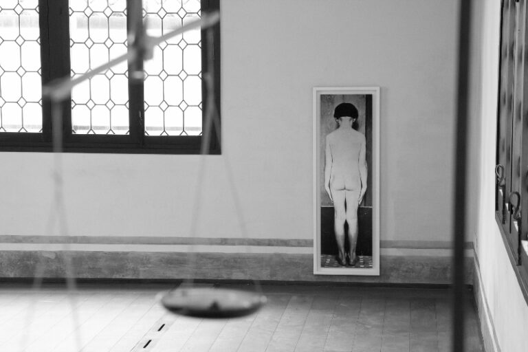 Christian Fogarolli in mostra a Treviso 5 Christian Fogarolli e la percezione distorta della normalità