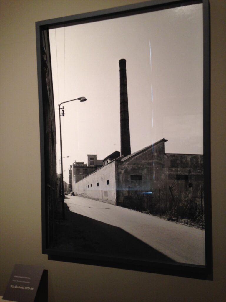 Gabriele Basilico A occhi aperti. Quando la Storia si è fermata in una foto Reggia di Venaria Dieci star della Magnum, da un libro di Mario Calabresi alla Reggia di Venaria. Immagini dalla mostra che avvicina McCurry, Koudelka, Salgado...