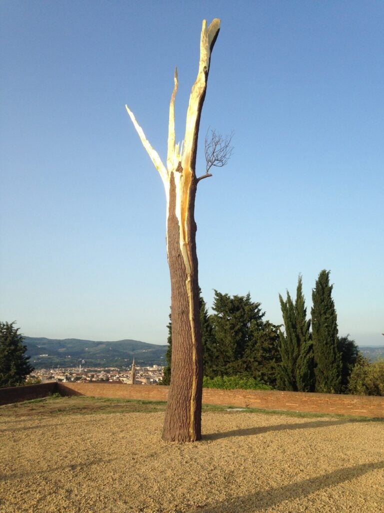 Giuseppe Penone a Forte Belvedere foto Valentina Grandini Immagini in anteprima dalla mostra fiorentina di Giuseppe Penone a Forte Belvedere. Che riapre anche grazie al sostegno del Gioco del Lotto