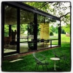 Glass House Philip Johnson 2 Cinque case iconiche del Novecento, in un cartoon