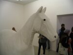 Guillaume Leblon in mostra allo IAC 19 A cavallo con Guillaume Leblon