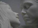 Il bacio tra Koons e Ilona Staller Più thanatos che eros. La collezione Pinault a Montecarlo