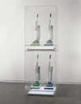 Jeff Koons New Hoover Convertibles Green Blue New Hoover Convertibles Green Blue Double Decker 1981 87 622x800 Jeff Koons: il milionario bambino chiude il vecchio Whitney