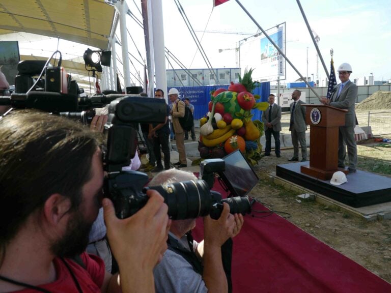 La presentazione del Padiglione USA John Kerry benedice Expo 2015: posata a Milano la prima pietra del padiglione americano, in diretta streaming con Washington. Ecco la fotogallery