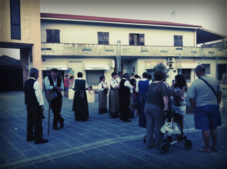 Processione a Perdaxius 2 Arte contemporanea dappertutto, anche nel profondo Sulcis-Iglesiente. Ecco cosa sta facendo l’associazione Cherimus a Perdaxius