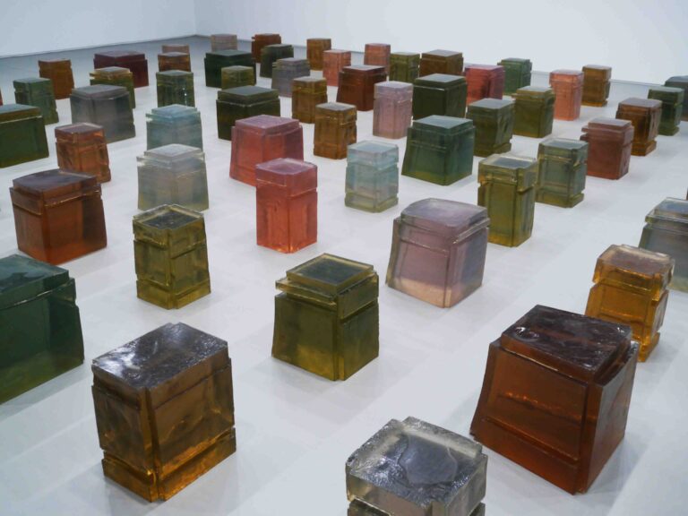 Rachel Whiteread Martin Bethenod racconta a Monaco la collezione Pinault: ampia fotogallery e intervista al curatore di ARTLOVERS, mostra “greatest hits” con diversi inediti