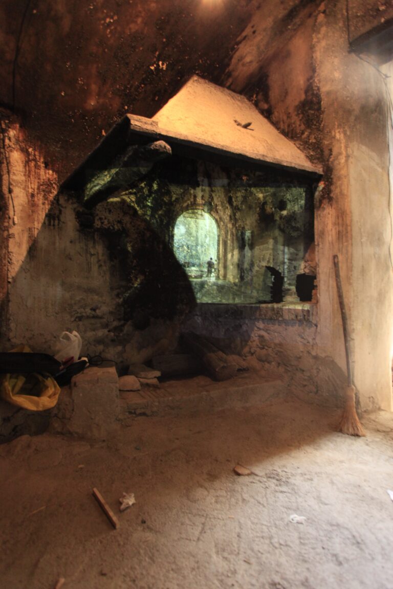 27 e1408634957913 Lazio, un borgo medievale invaso dall’arte contemporanea. A Maranola parte la terza edizione di Seminaria: un chilometro d’arte da percorrere “Alla riversa”
