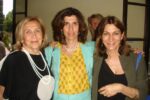 Marilena Bonomo con le due figlie Valentina e Alessandra È morta a Bari la storica gallerista Marilena Bonomo. Ecco la lunga intervista che rilasciò a gennaio di quest’anno ad Artribune Magazine