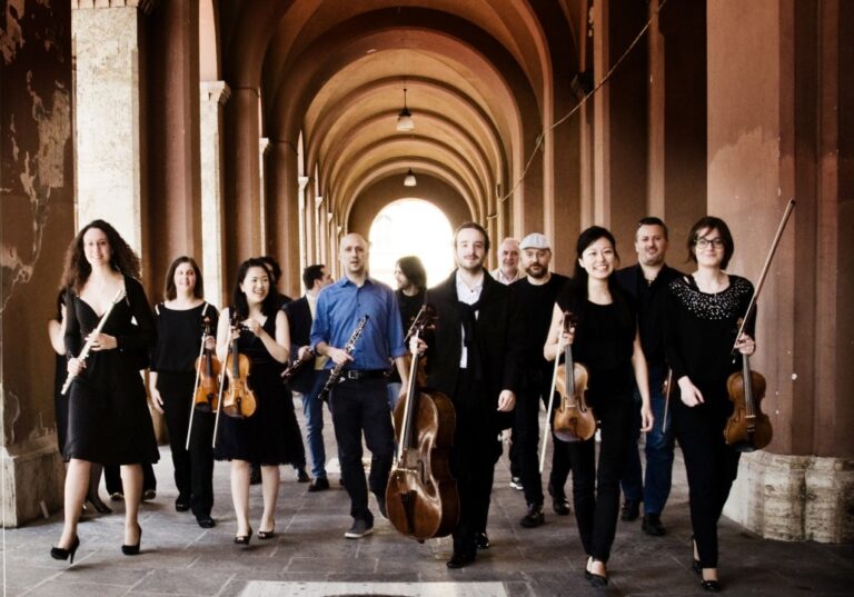 Orchestra da Camera di Perugia1 Venticinque anni fa cadeva il muro di Berlino. Lo ricorda la Sagra Musicale Umbra