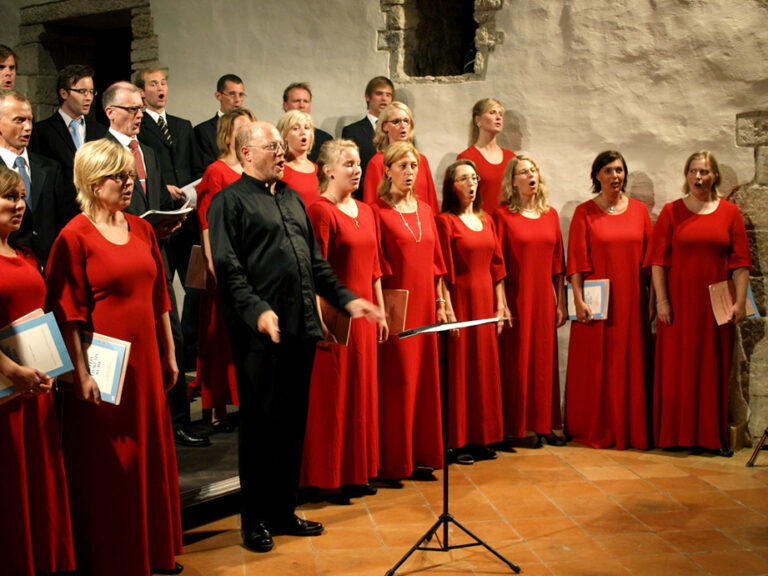 St.Jacobs Chamber Choir Stoccolma e Gary Graden1 Venticinque anni fa cadeva il muro di Berlino. Lo ricorda la Sagra Musicale Umbra