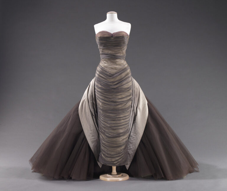 charles james 1 Al ballo con Charles James, l’architetto-couturier. New York celebra il re degli abiti da sera